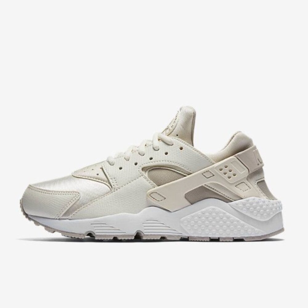 *Nike Air Huarache Sneakers Light Bone and Cream